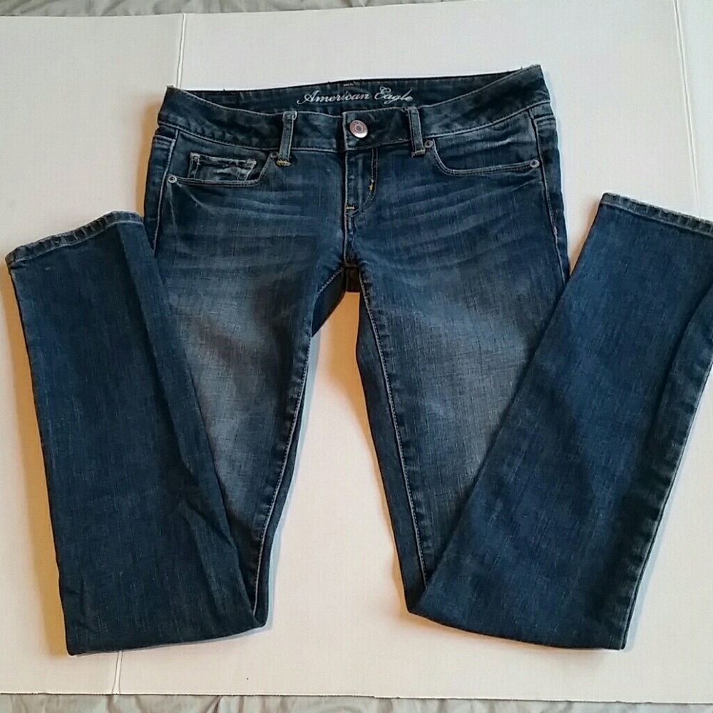 SALE PRICE! American Eagle stretch skinny jeans - Picture 2 of 3